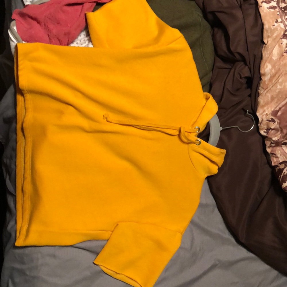 cropped sweater tee